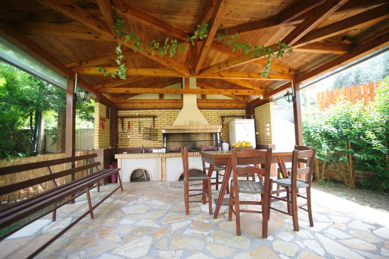 Villa Dimitra Nikiana Buitenkant foto