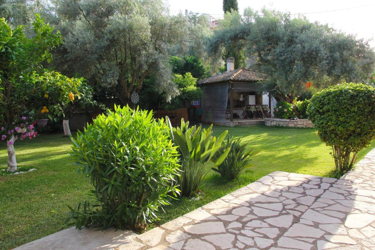 Villa Dimitra Nikiana Buitenkant foto